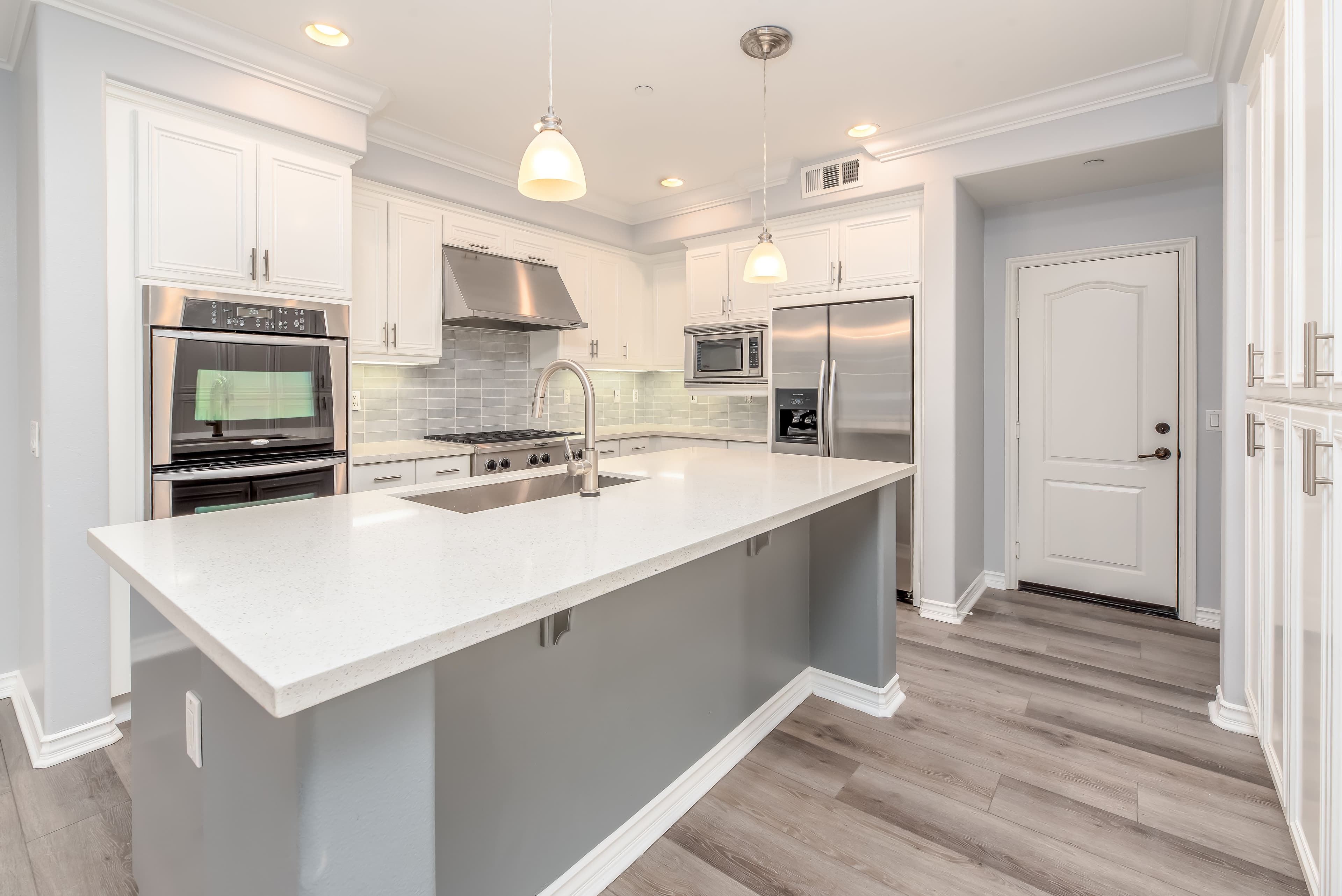 Fresh food production suite